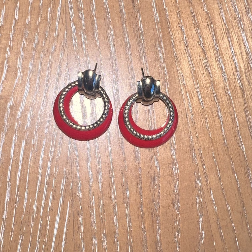 ✨ Vintage | Red Enamel & Silver-Tone Double Hoop Clip-On Earrings